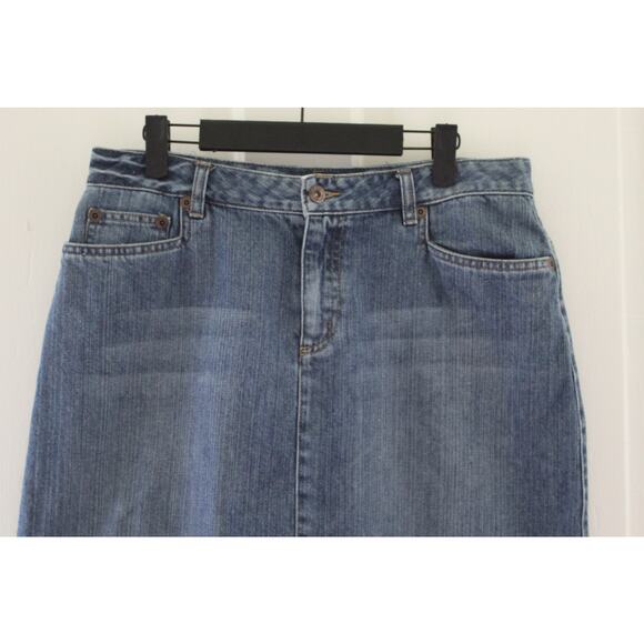 Women's Size 10 Hannah Skirt Dark Blue Front and Back Pockets - Picture 3 of 7